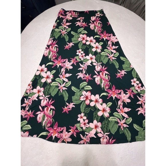 Tommy Bahama Dresses & Skirts - Tommy Bahama Skirt size Medium Hawaiian Tropical Floral Print Stretch Maxi LONG!